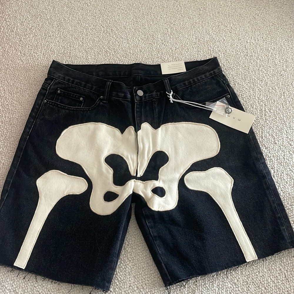 MNML shorts